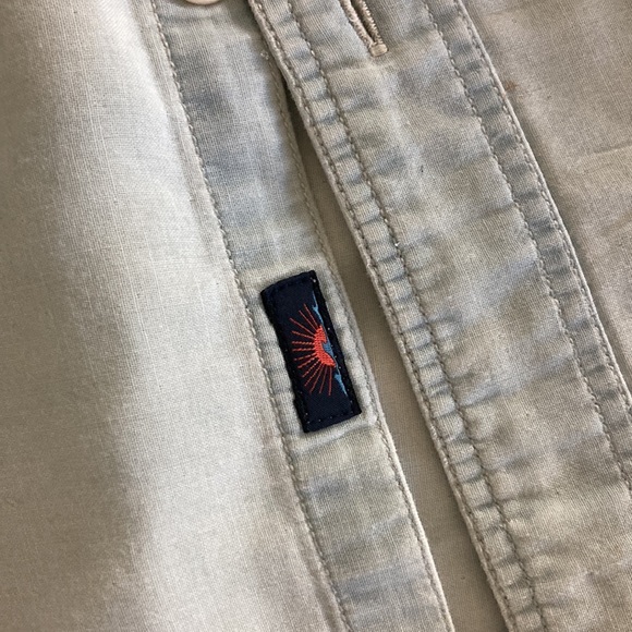 FAHERTY MENS BLUE BUTTON DOWN DENIM SHIRT - FADED WASH - Picture 5 of 6